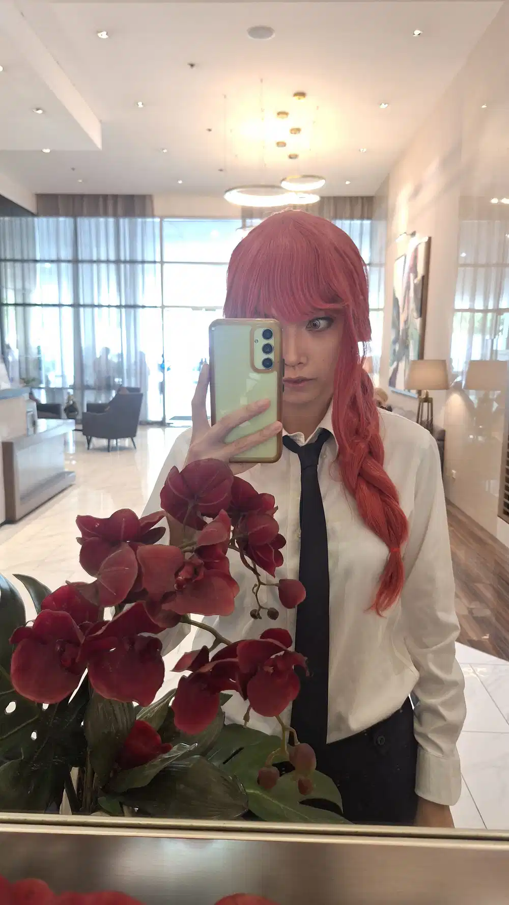 Makima from Chainsawman cosplay — photo 1 of 5