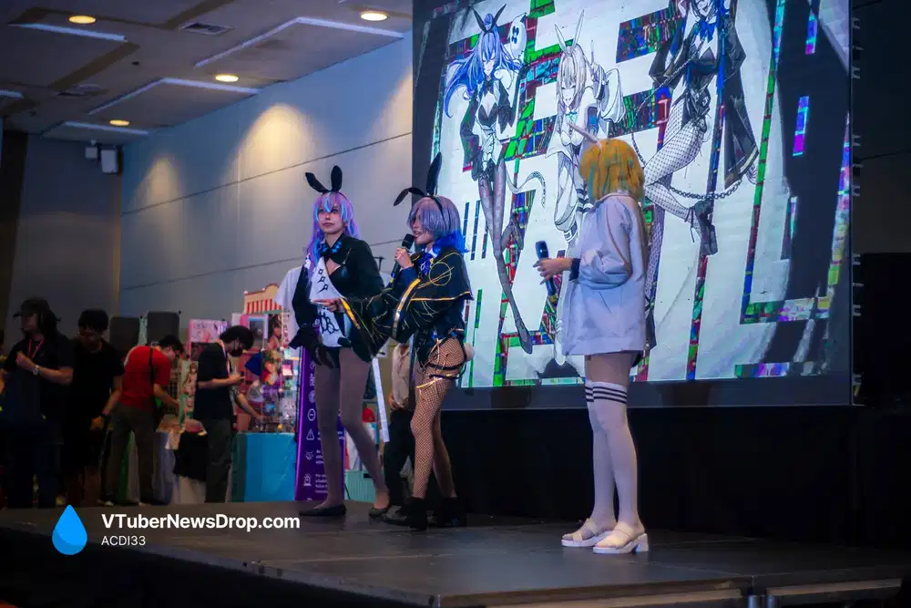 Hoshirube Sho (S.C.R.E.A.M.) from NIJISANJI cosplay — photo 2 of 7