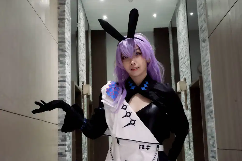 Hoshirube Sho (S.C.R.E.A.M.) from NIJISANJI cosplay — photo 4 of 41