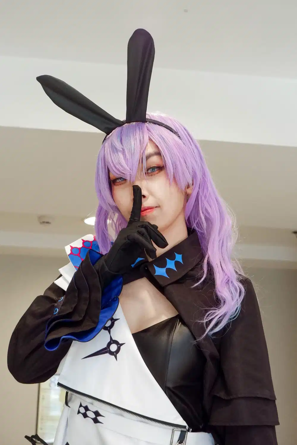 Hoshirube Sho (S.C.R.E.A.M.) from NIJISANJI cosplay — photo 35 of 41