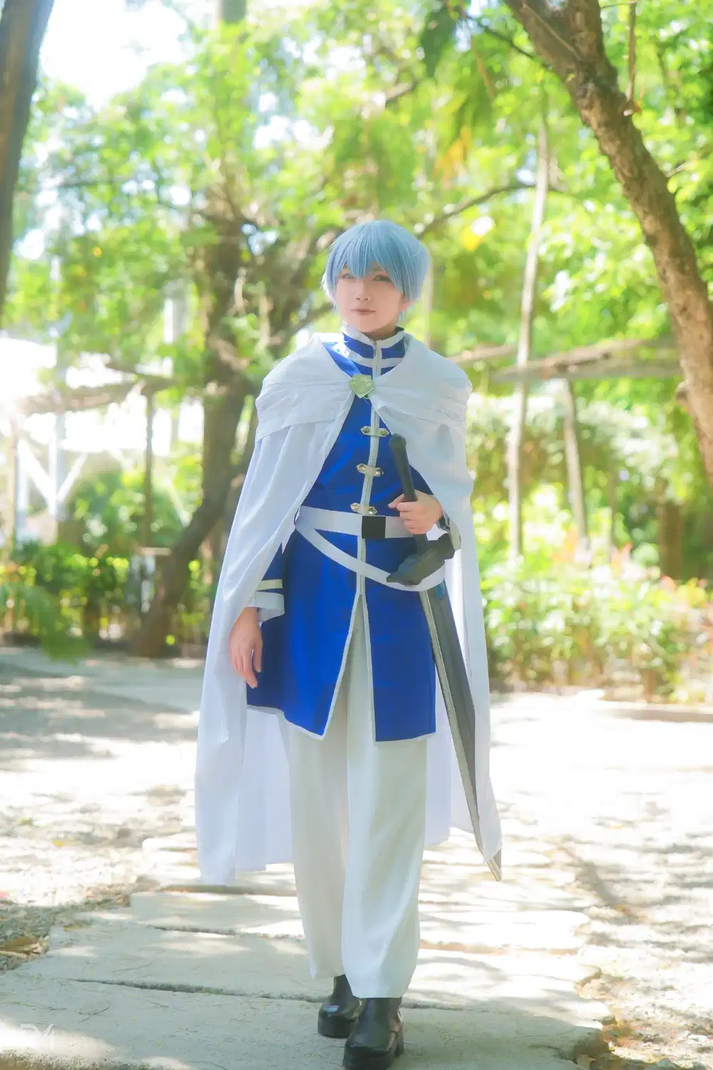 Himmel from Sousou no Frieren cosplay — photo 6 of 41