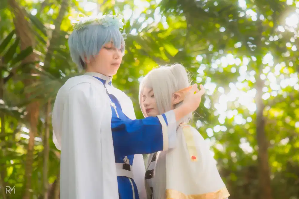 Himmel from Sousou no Frieren cosplay — photo 33 of 41