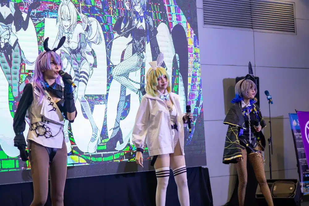 Hoshirube Sho (S.C.R.E.A.M.) from NIJISANJI cosplay — photo 3 of 11