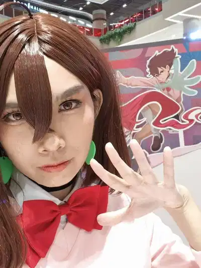 Ayase Momo